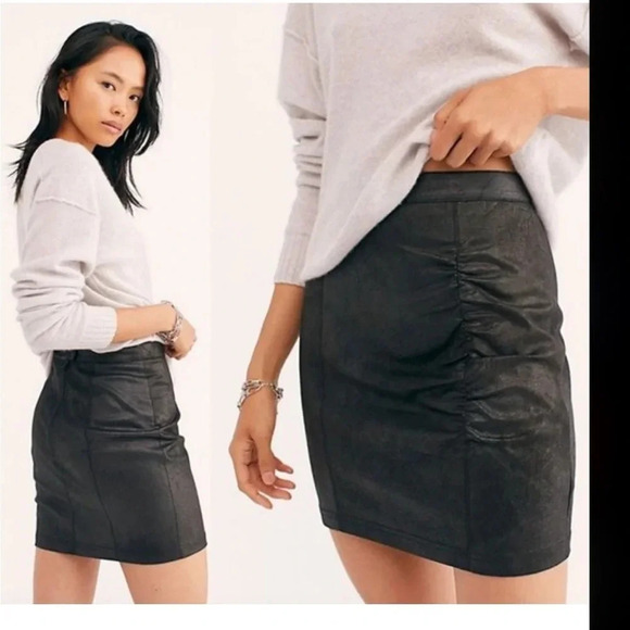 FREE PEOPLE Black Ruched Faux Leather Mini Skirt NWT - Picture 3 of 8